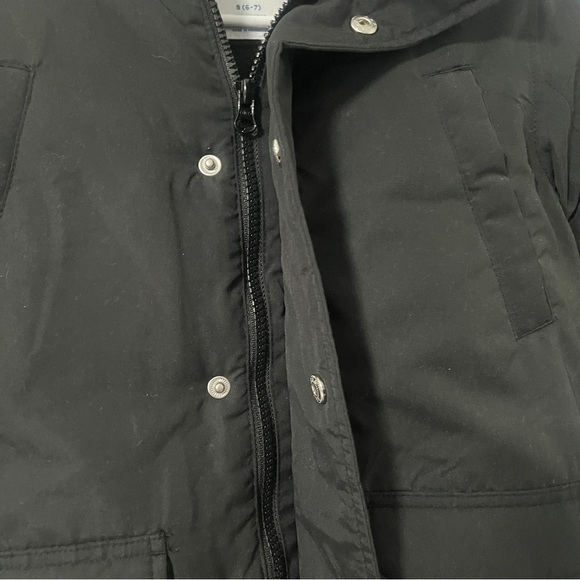 Old Navy Small (6-7) Black Boys Hooded Zip-Front Water-Resistant Jacket NWOT - Picture 4 of 11